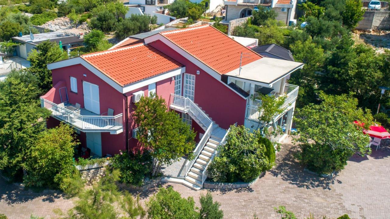 Resort Haus Toma Cesarica Exterior photo